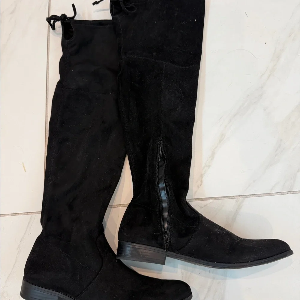 Black Over-the-Knee Suede Riding Boots